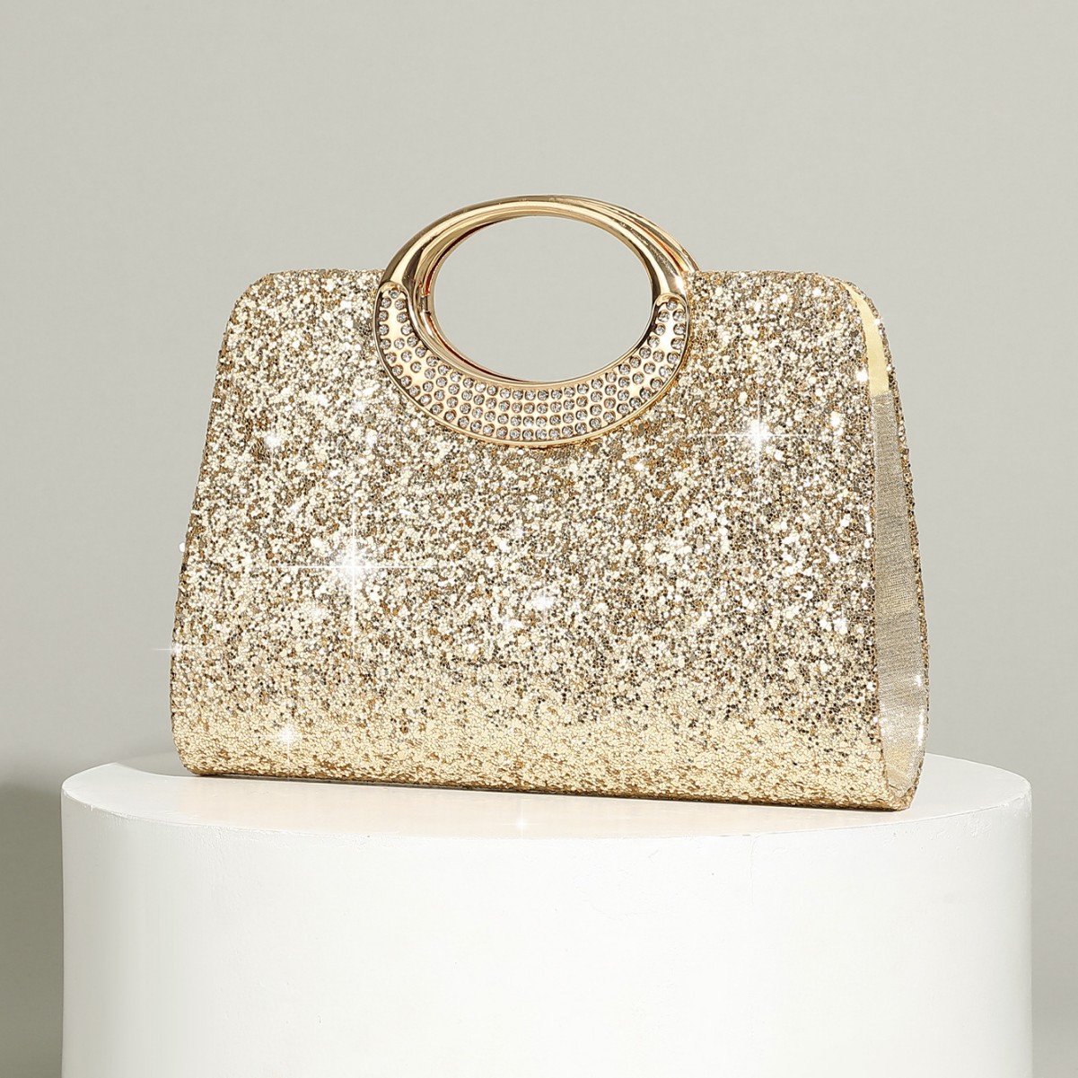 Women Bags In Trend - Vintage big ring handbag texture glitter