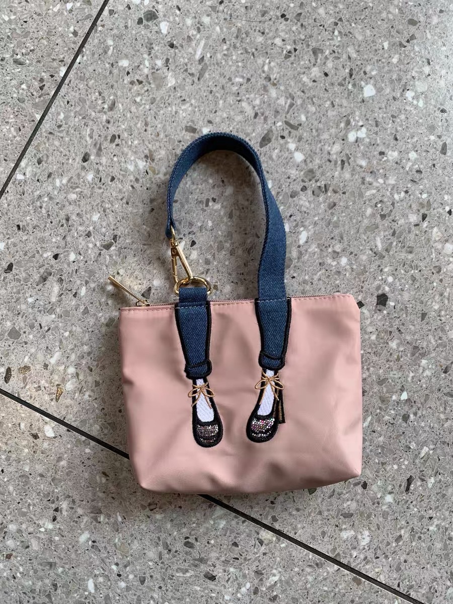 Fashion Embroidered Zero Walle - Women Bags Waterproof 评论和价格