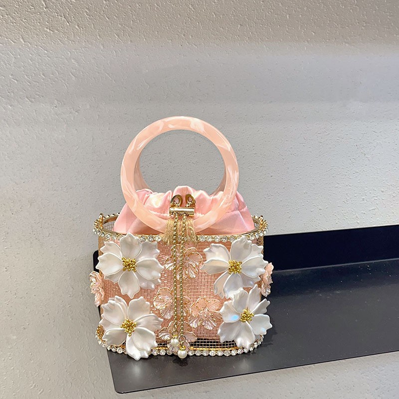 Hollow Out Metal Cage Handbag  - Women'S Evening Bags 评论和价格