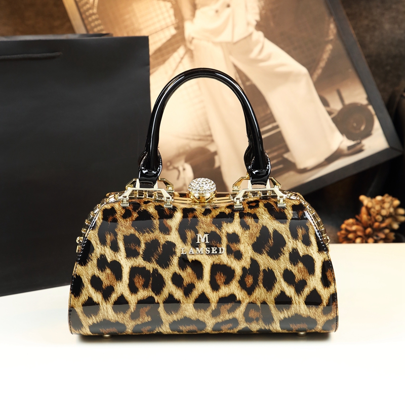 Luxury Fashion Women Handbag F - Doctor Bag Leather 评论和价格