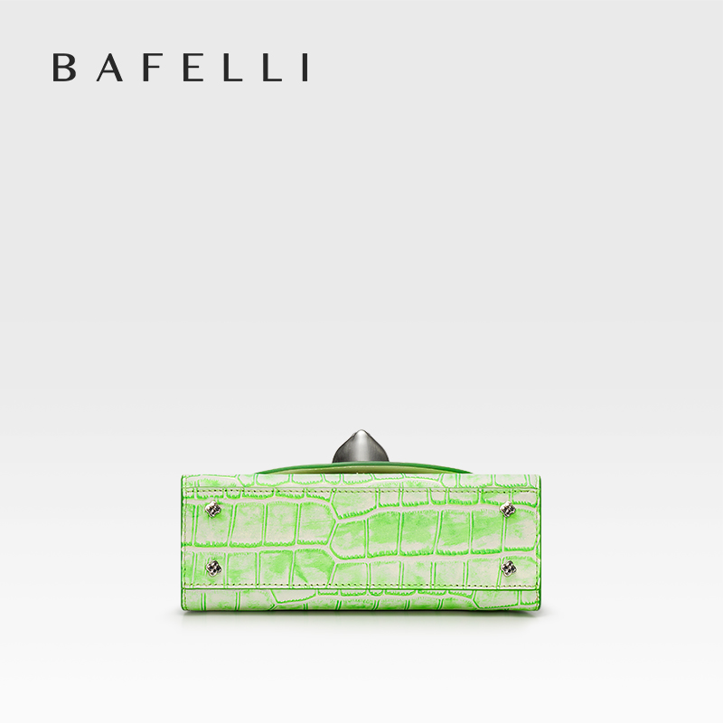 BAFELLI 2026 WOMEN'S NEW BAG O - Doctor Bag Leather 评论和价格